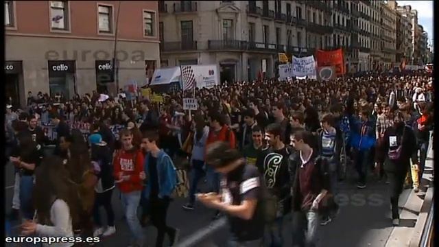 Estudiantes Piden La Dimisión De Wert En Barcelona