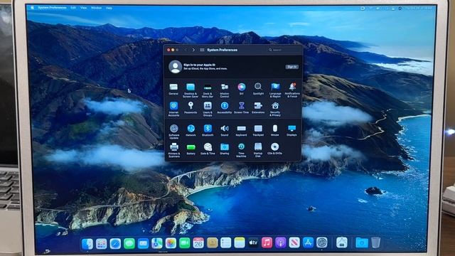2011 17" MacBook Pro Upgrades & macOS Monterey Install смотреть онлайн