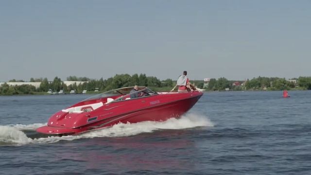 Прогулка на катере Crownline для двоих смотреть онлайн