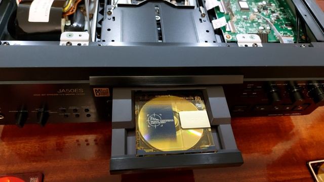 Мини дисковая дека SONY MDS JA50ES ремонт -замена пассика загрузки лотка. смотреть онлайн