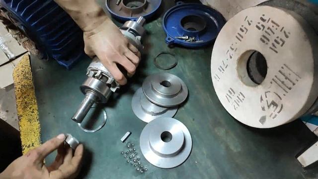 Точило 3кВт своими руками / powerful grinding machine смотреть онлайн