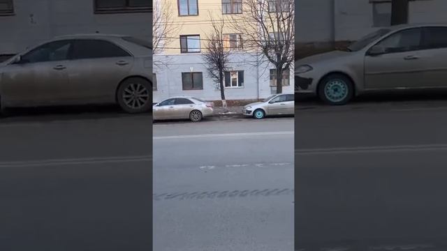 Дэу Джентра на голубых дисках