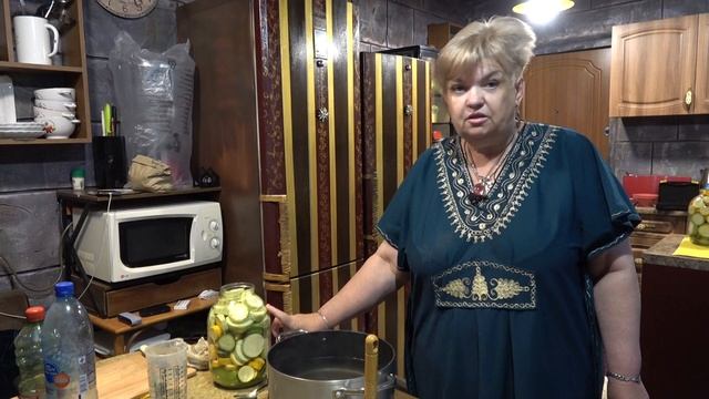 КАБАЧОК ОСТРЫЙ НА ЗИМУ. КОЛЛЕКЦИЯ ЗОЛОТЫХ РЕЦЕПТОВ ЗАГОТОВОК . смотреть онлайн