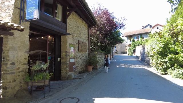 Yvoire - Beautiful French Village Walking Tour - Flowered Medieval Town And Port - Relaxing Video 4