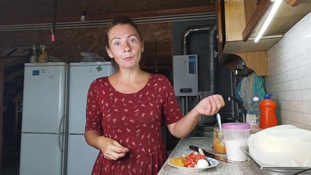 У какой козы самое вкусное молоко.У кого самые вкусные яйца.Богатый обед. смотреть онлайн