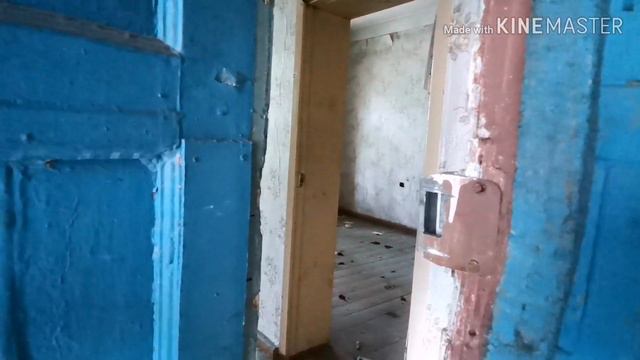 Кто обитает в заброшенном общежитии? | Кто-то пробрался в здание, когда мы его обходили. смотреть онлайн