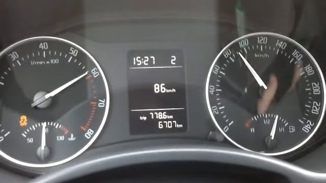 Skoda Octavia Combi 1.4 TSI 0-100 km/h HD quality смотреть онлайн