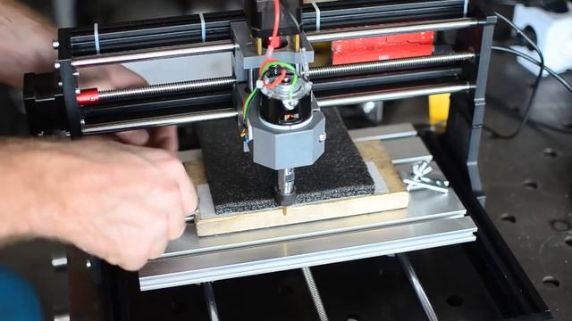 #2 - CNC frézka 3018PRO - 3D objekt, hliník a taky nějaké vylepšení смотреть онлайн