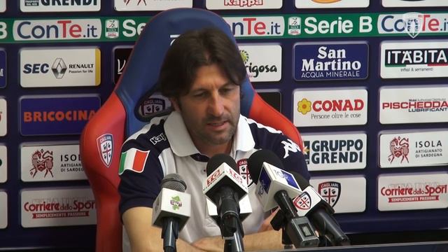 Cagliari-Salernitana, la conferenza stampa della vigilia смотреть онлайн