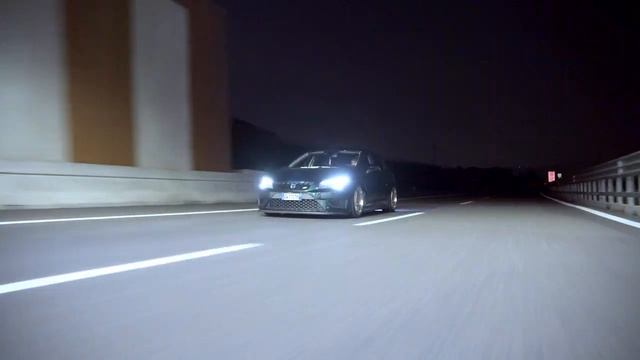 Hunter Green | Stance Seat Leon 5F | Night Ride | 4K смотреть онлайн