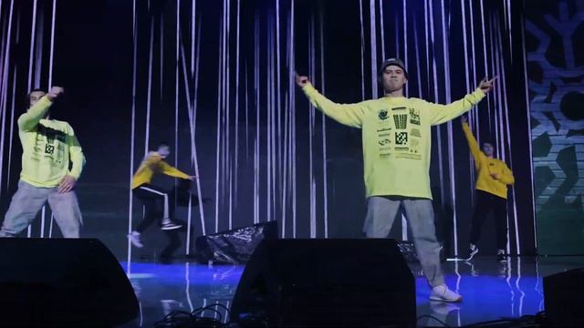 Bankai Show - «Acro Street»