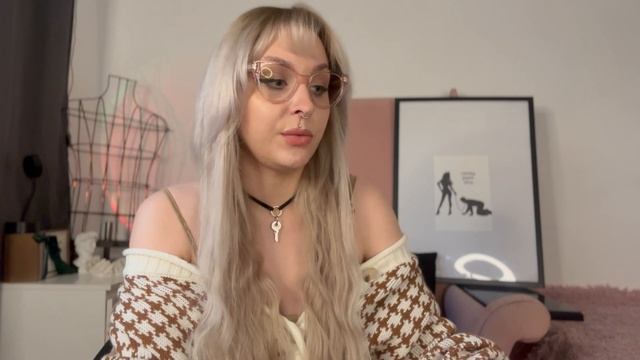 Адалт индустрия разорится в ноябре? 18+ смотреть онлайн