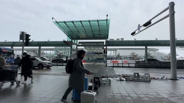 [LIVE] 엔하이픈(ENHYPEN), 방콕으로 출국합니다 [Incheon Airport Departure] смотреть онлайн