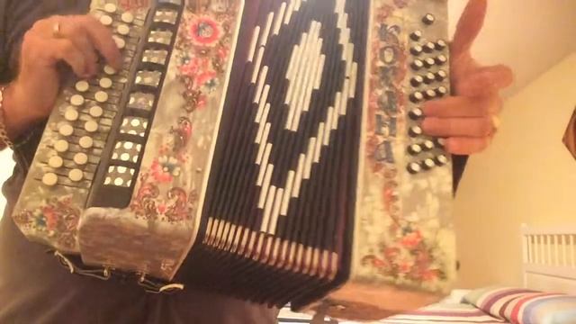 Lemko Harmoshka - Dushko / лемківська гармошка - душко смотреть онлайн