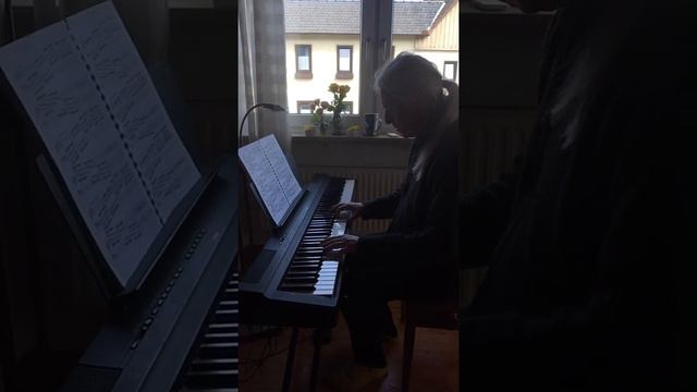 Vorübung39.11-12i (nach Hanon39) mit Metronom m120 20210811 смотреть онлайн