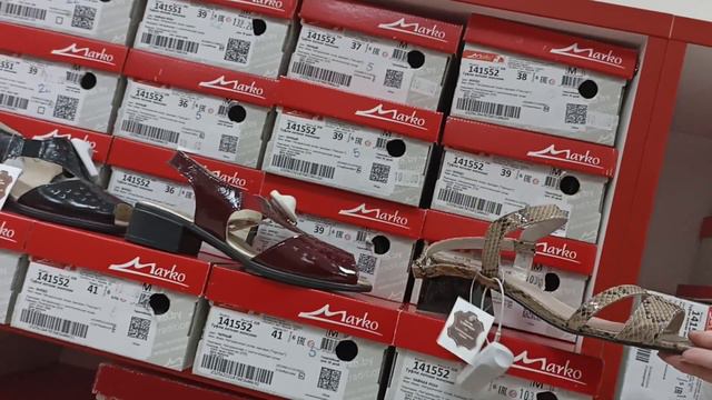 Беларусь | Еду за дочкой | Магазин обуви Марко смотреть онлайн