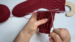 МК НОСКИ С ПЯТКОЙ СТРОНГ ??