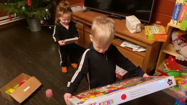 Vlog! Распаковка подарков. Дни перед Новым годом. смотреть онлайн