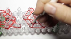 Божья коровка из резиночек/Плетение из резинок игрушки/Как плести из резиночек