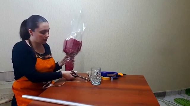 Упаковка букета в слюду. Фуд-флористика.Курсы онлайн. Обучение. Мастер-классы для начинающих смотреть онлайн
