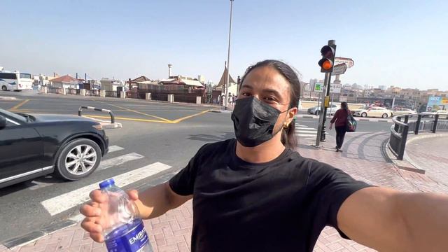 iPhone and GOLD SHOPPING IN DUBAI || 1 AED BOAT RIDE смотреть онлайн