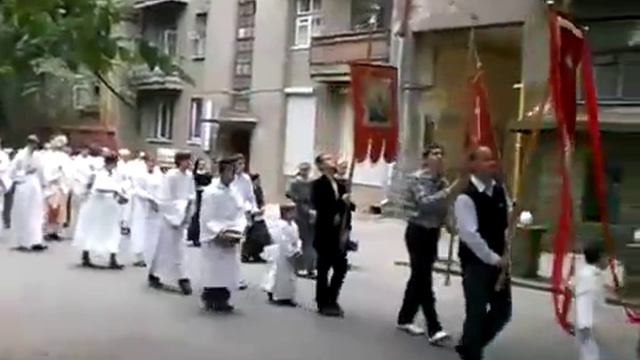 Крестный ход католиков Харькова 25.05 смотреть онлайн