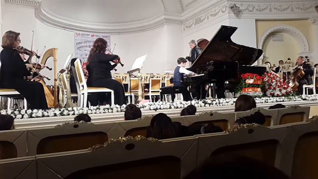 Kakha Tsabadze - "MINI CONCERTO" - Turan Jafarzade.2018 #music #музыка #classic #классика #piano смотреть онлайн