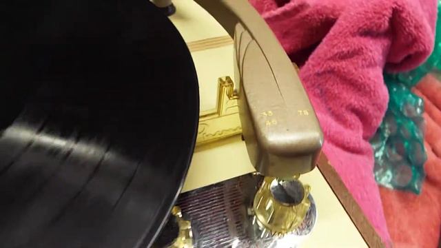 Phonola record player receives a NOS Sonotone Cartridge. смотреть онлайн