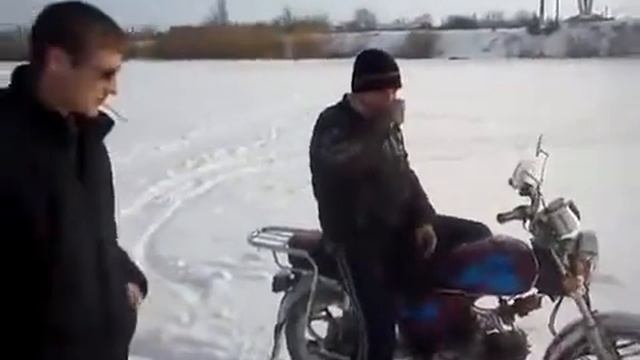 мотоцикл альфа patron , катаемся зимой намотоцикле альфа смотреть онлайн