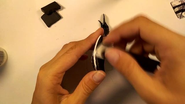 Перевод изображения на пластику. Кулон и серьги "Черное и белое" смотреть онлайн