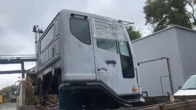 Отправка кабины Дэу Новус первой комплектности смотреть онлайн