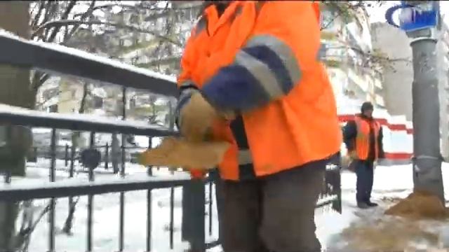 У калужских чиновников нет проблем с уборкой снега смотреть онлайн