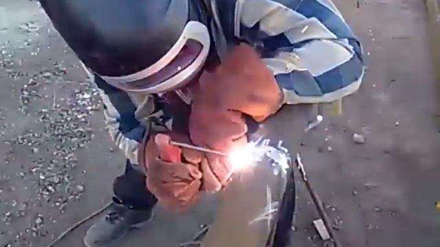 Сварка трубы без отрыва смотреть онлайн