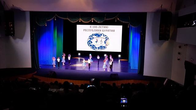 Разноцветная игра смотреть онлайн