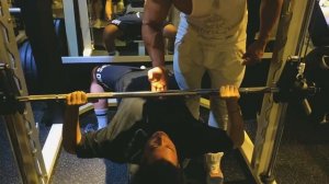 Чул Сун. Тренировка грудных мышц.