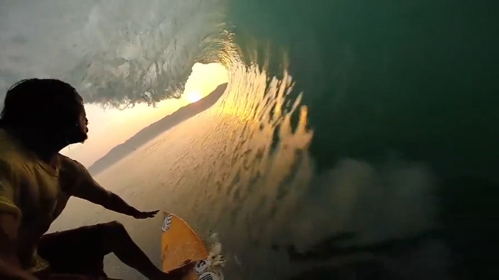 Серфинг на закате смотреть онлайн