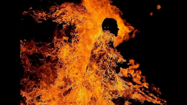 "За чашкой чая" (3 выпуск) отец Дионисий смотреть онлайн