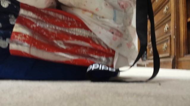 Silk Boxers and Diaper mess смотреть онлайн