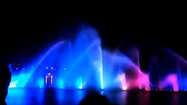 Винницкий фонтан / Два кольори | 30.04.2017 смотреть онлайн