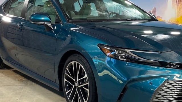 Toyota Camry 2025: Initial View смотреть онлайн