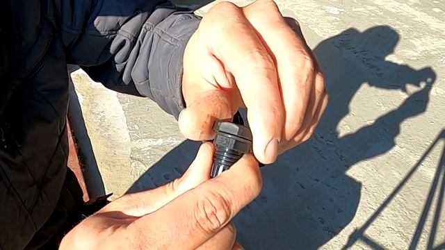 ЗАВОЖУ ЭЛЕКТРИЧЕСТВО В ГАРАЖ. Как подвести и завести 220В смотреть онлайн