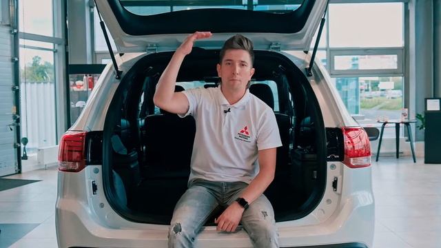 Mitsubishi Outlander Black Edition смотреть онлайн