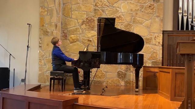 “Twister” by David Nevue performed by William Sutcliffe at the 2022 Spring Recital смотреть онлайн
