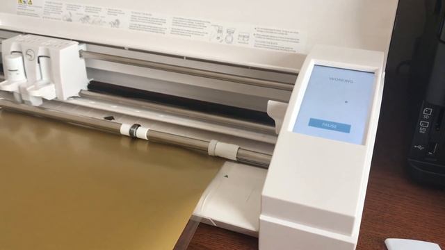 How to make decals stickers with Silhouette Cameo 3 and Oracal 651 Vinyl смотреть онлайн