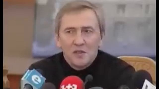 Я и моя команда молодая... что-то делаем... что-то важное. смотреть онлайн