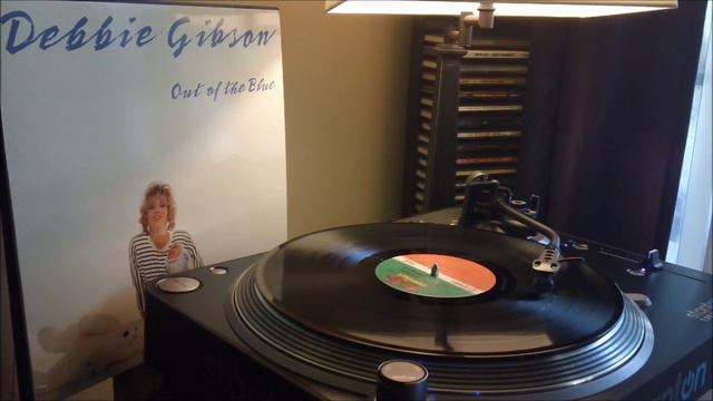 Debbie Gibson LP - Foolish Beat смотреть онлайн