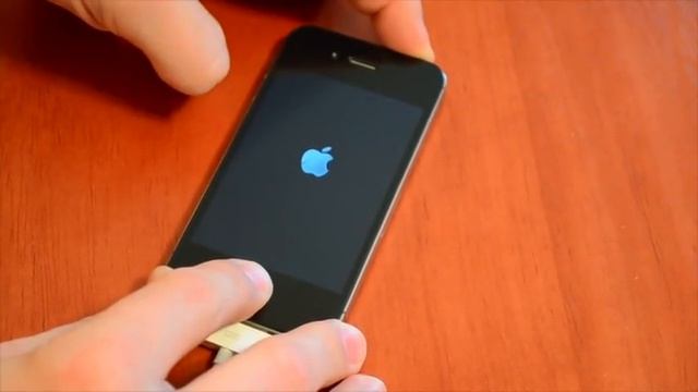 How to put the iPhone 4S into DFU Mode смотреть онлайн