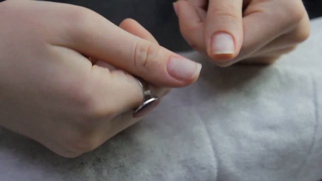 6 СПОСОБОВ как делать маникюр в 2 РАЗА БЫСТРЕЕ! / КАК СОКРАТИТЬ ВРЕМЯ МАНИКЮРА / Маникюр за 1 ЧАС?! смотреть онлайн
