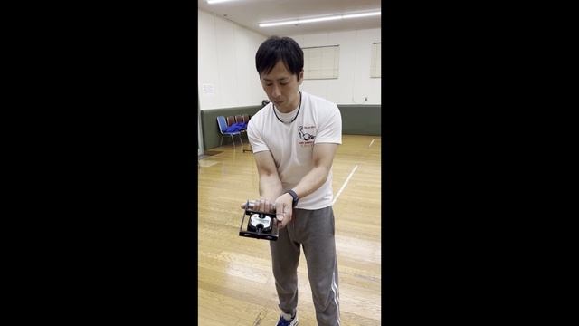 Kensuke Tatsuta - 103,9 kg on the gripmeter GM150 смотреть онлайн