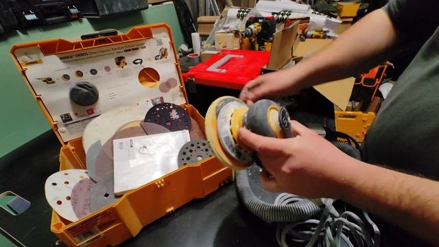 Шлифовальная орбитальная машинка от Mirka и Интерскол смотреть онлайн